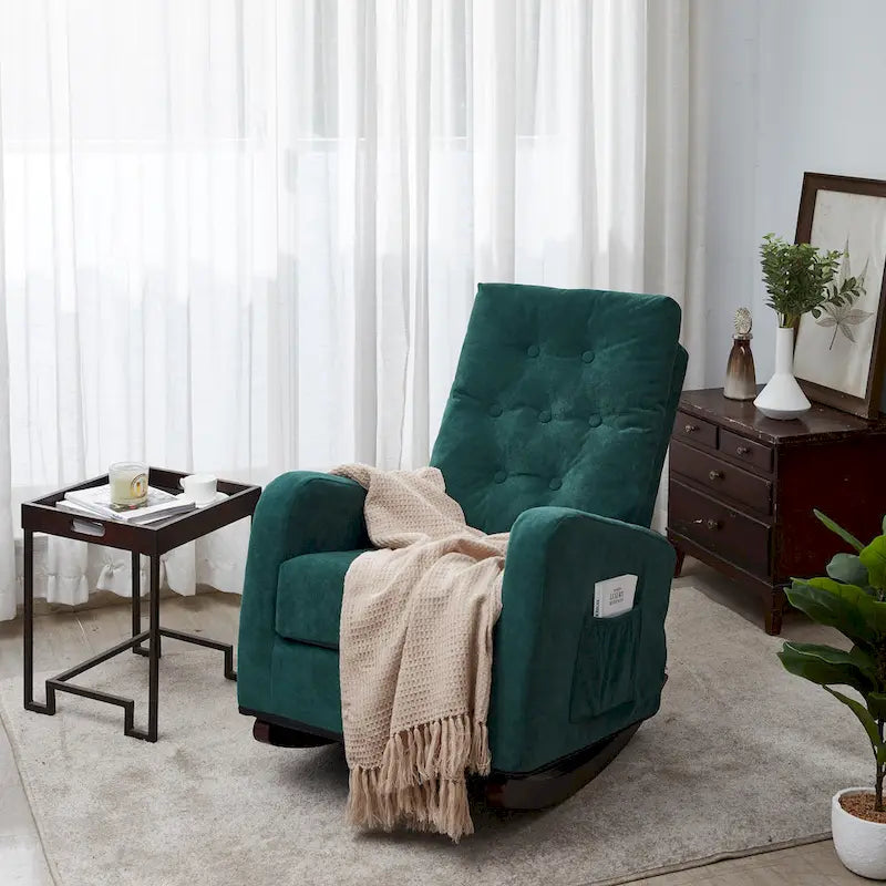 Moderna mecedora tapizada de respaldo alto de 28.74 con botones, patas de madera maciza y bolsillo lateral
