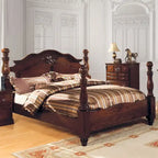 Cama de postes torneados de madera en pino oscuro brillante